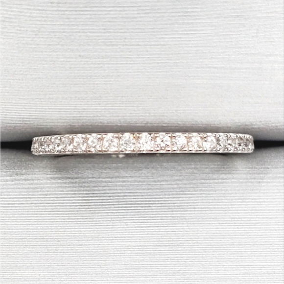 Jewelry - 10k Solid White Gold Genuine Zircon Wedding Band Ring